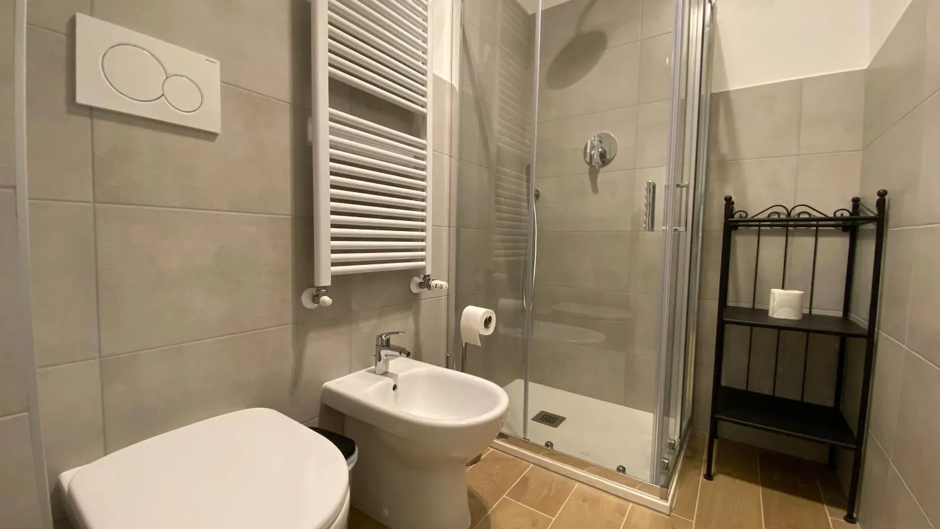 Apartment Avantgard Rooms Terrace Suite Bologna