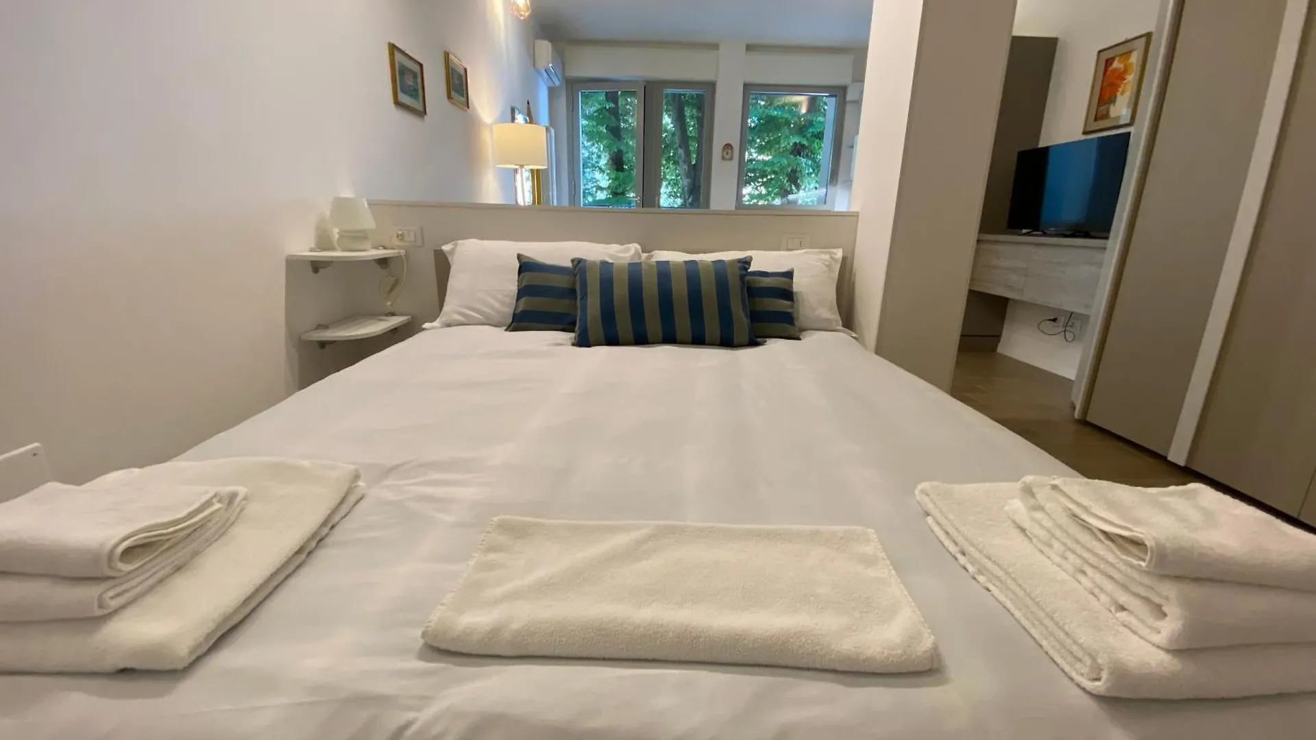 Apartment Avantgard Rooms Terrace Suite Bologna