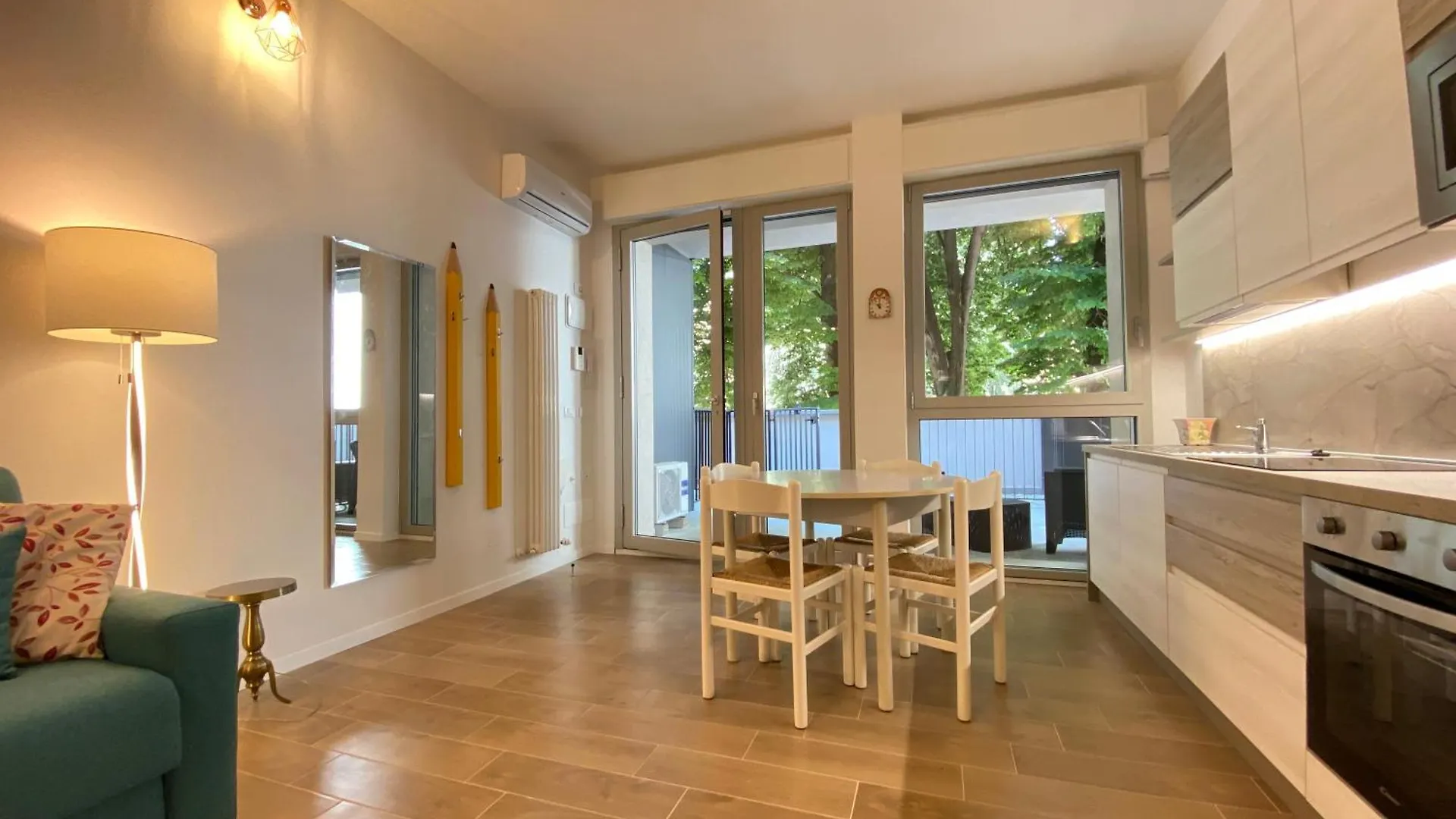 Apartment Avantgard Rooms Terrace Suite Bologna Italy